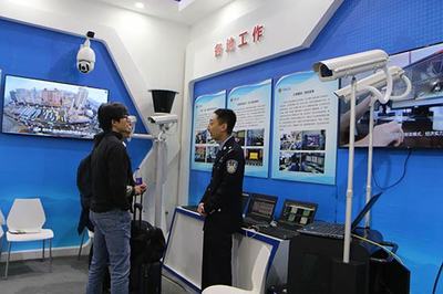 公安技防創(chuàng)新應(yīng)用成果展區(qū)亮相2018北京安博會，北京網(wǎng)絡(luò)技術(shù)服務(wù)引領(lǐng)智慧安防新浪潮